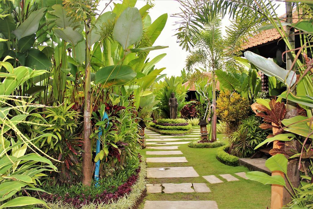 Saka Village Resort Ubud Exterior photo